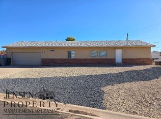 112 Frontier Dr, Washington, UT 84780