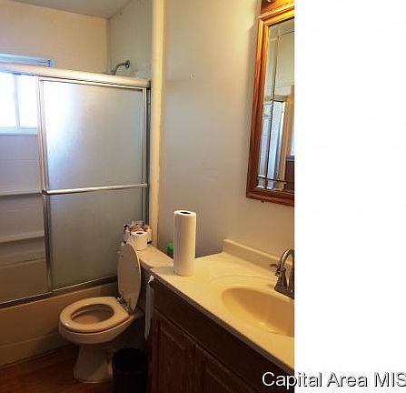 4th image of 34 McEwen Ct