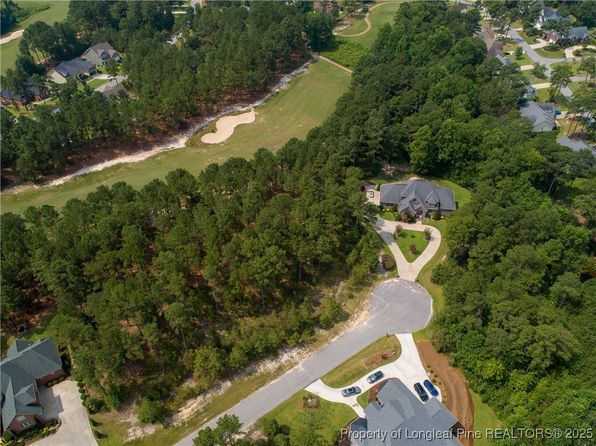 195 Broadlake Ln, Spring Lake, NC 28390