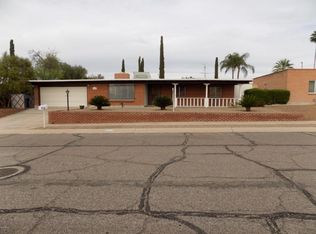 8947 E Millett Dr, Tucson, AZ 85710
