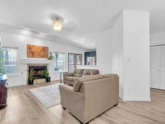 4th image of 4744 Loma Feliz Ct