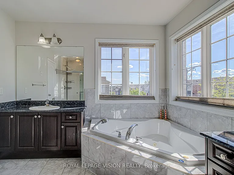 72 Jeanette St — Photo 24