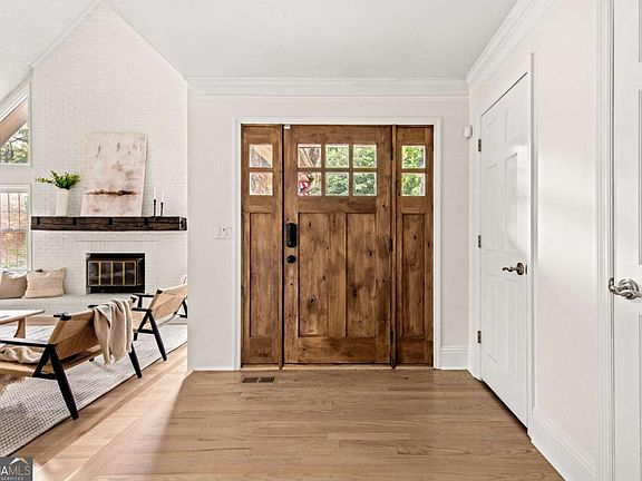 4th image of 4018 Wood Acres Ct