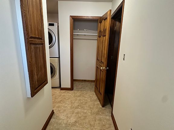 2nd image of 319 Columbia St