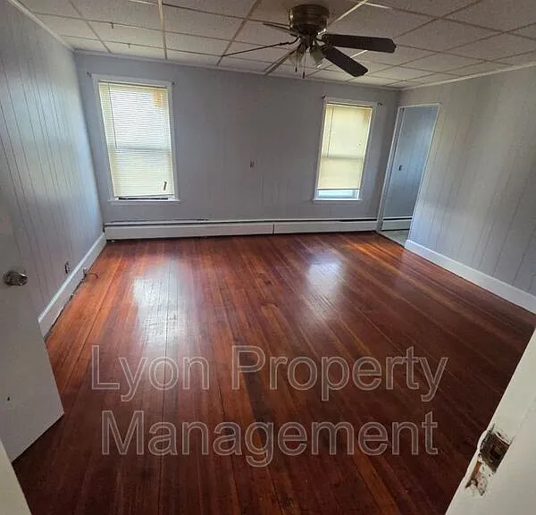 250 Sayles Ave #1 — Photo 11