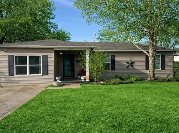 617 E Washington St, Tecumseh, OK 74873