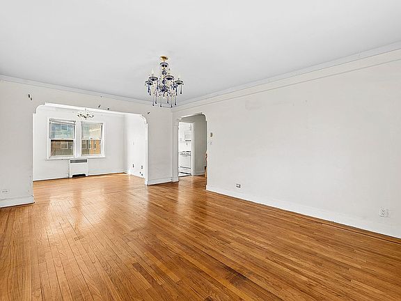 2nd image of 5444 Arlington Ave APT G51
