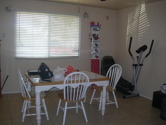 5th image of 5313 W Windsor Ave