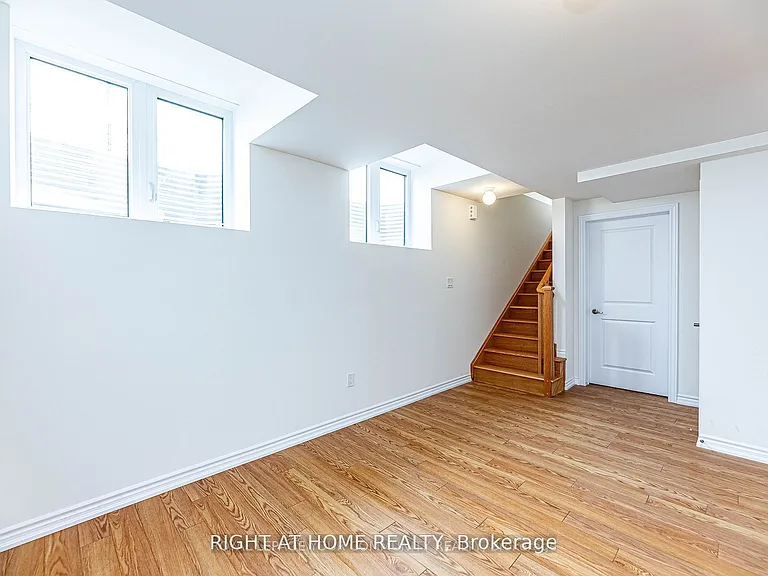 27 Lincoln Dr #BASEMENT — Photo 5