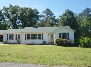 3 Pinecrest Dr, Cartersville, GA 30120