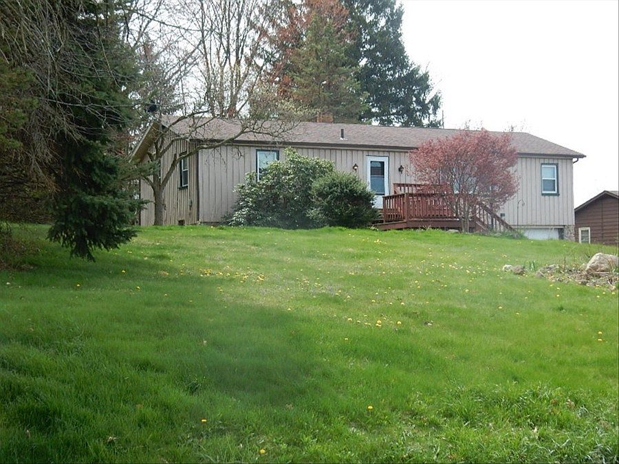 1st image of 3156 Klages Blvd
