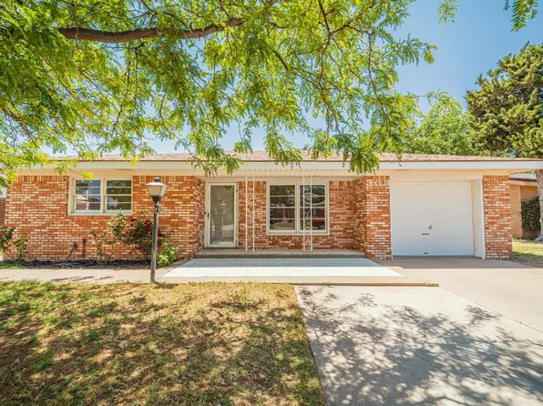 303 Gary Ln, Denver City, TX 79323