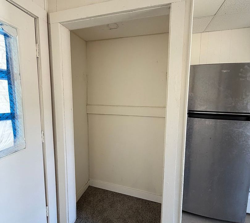 1st image of 652 Main St #2