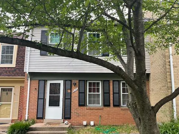 972 Holborn Ct, Sterling, VA 20164