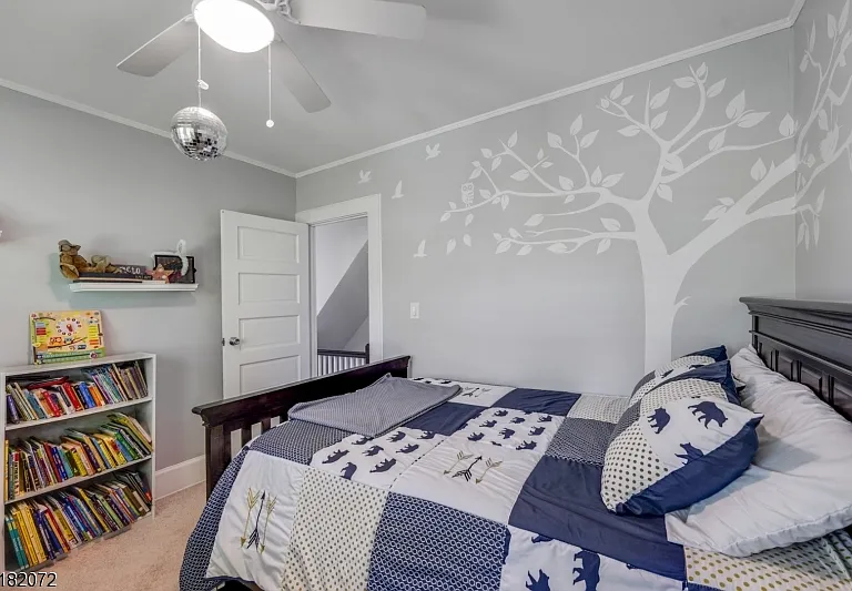 8 Oak Grove Rd #2 — Photo 11