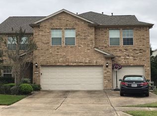 8318 Clover Leaf Dr, Rosenberg, TX 77469