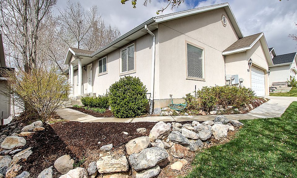 1st image of 864 S Slate Canyon Dr