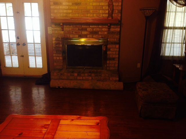 2nd image of 402 Leroy Dr