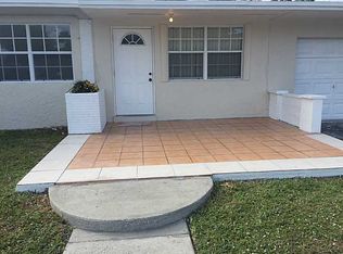 2371 NE 12th Ter, Pompano Beach, FL 33064