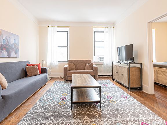 2nd image of 682 9th Ave #3