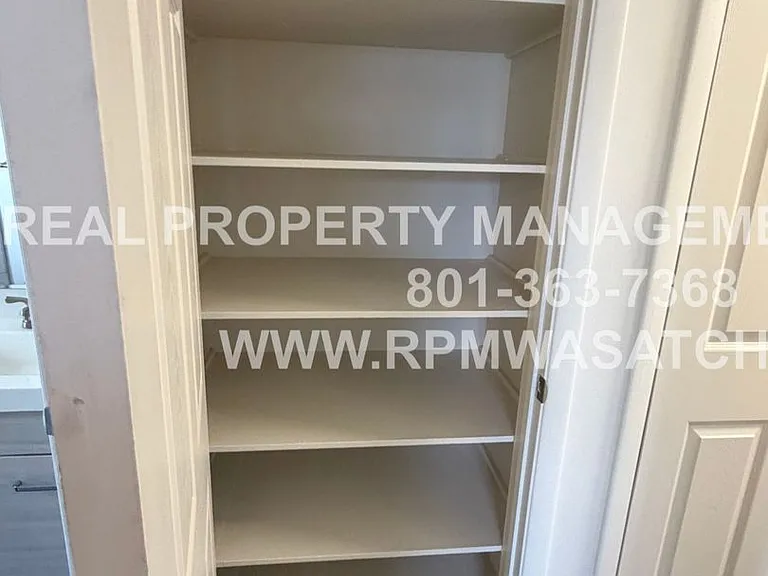 1150 E Garfield Ave — Photo 14