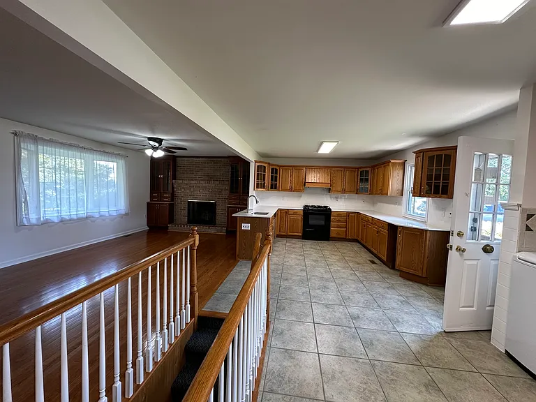 1810 Hallowell Rd — Photo 6