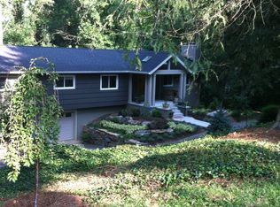 8 Maplewood Rd, Asheville, NC 28804