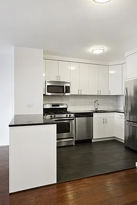 Sold by Nest Seekers International | media 3