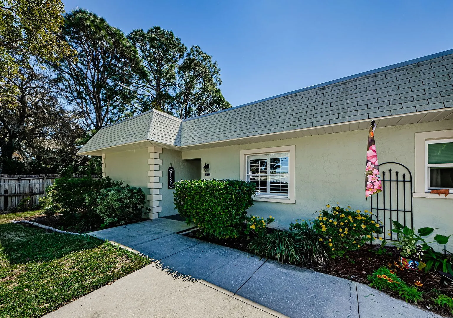 Beautiful 2 bed 2 bath in New Port Richey — Photo 2