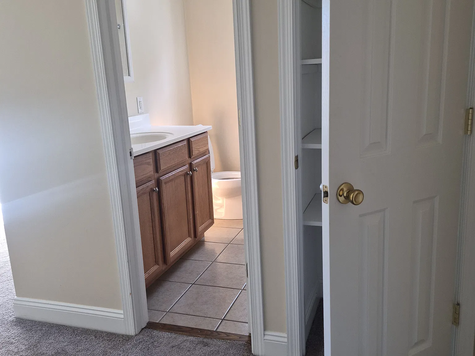 3 bed, 1386 sqft, $2,600 — Photo 4