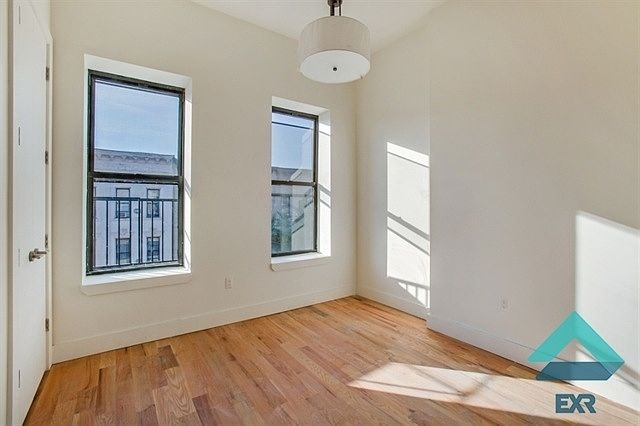 2nd image of 308 Jefferson St #3RAHRIV