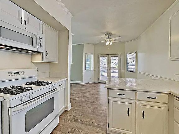 3rd image of 22856 White Pine Pl