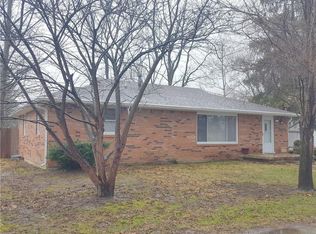 911 W 5th St, Greenfield, IN 46140