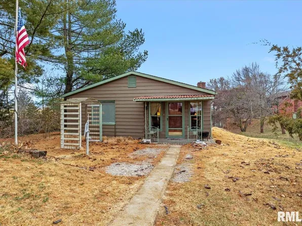 22 South Dr, Franklin, IL 62638