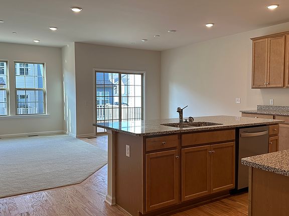 4th image of 133 S Buck Tavern Way