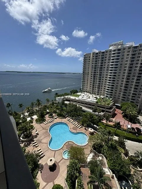520 Brickell Key Dr #A1401