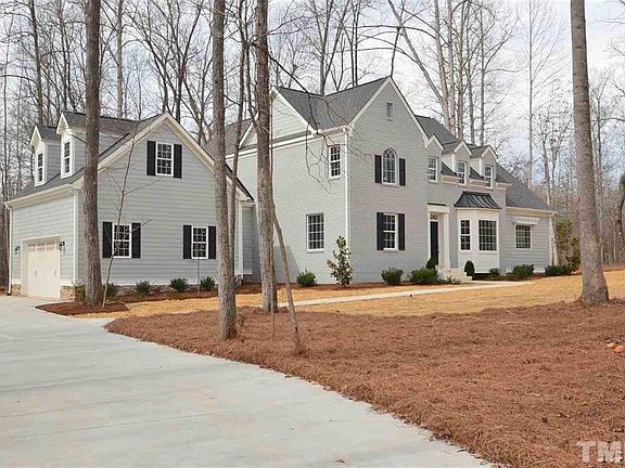 3rd image of 124 Farm Gate Drive