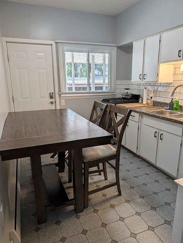 1 bed, 680 sqft, $1,150 — Photo 4