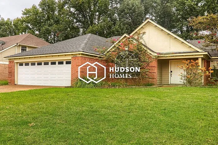 3980 Fairway View Cir E
