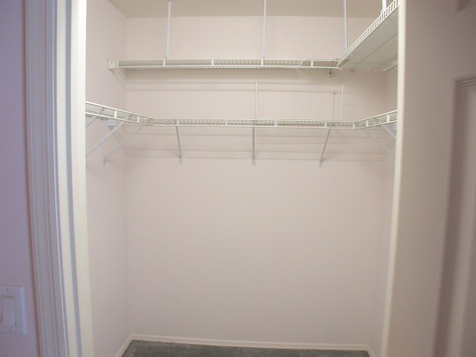 Rear Bed Rm Walk In Closet