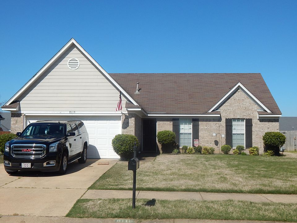1st image of 8119 Martin Dr