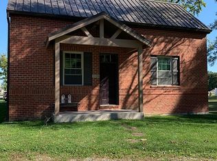 1056 Lincoln St, Saint Libory, IL 62282