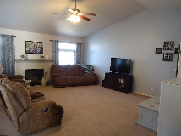 4th image of 3211 Brickyard Ave