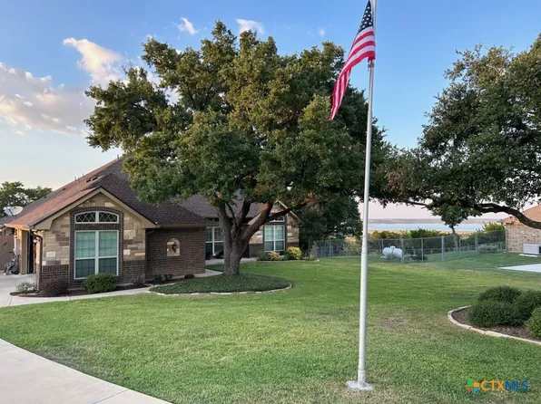 333 Presa Dr, Salado, TX 76571