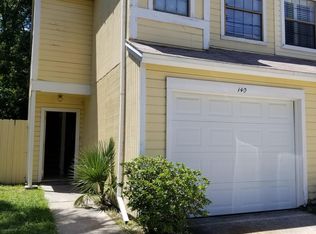 140 Magnolia St, Atlantic Beach, FL 32233