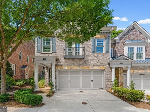 205 Nottaway Ln, Alpharetta, GA 30009