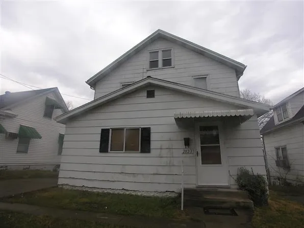 2823 Overlook Dr, Huntington, WV 25705