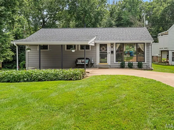 7210 Shellburne Dr, Saint Louis, MO 63123