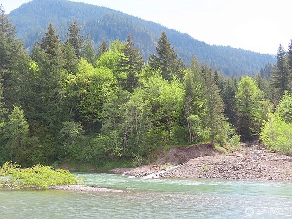 4th image of 295 River Ranch Road