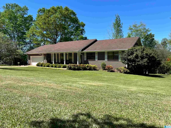 1307 Forest Dr SE, Bessemer, AL 35022